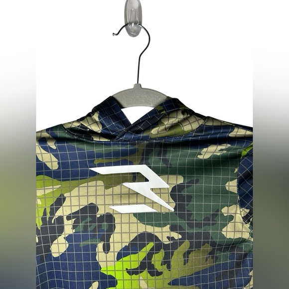 Nike Kids Hooded Long Sleeve Shirt Camo Dri-Fit Size Small - Picture 3 of 5